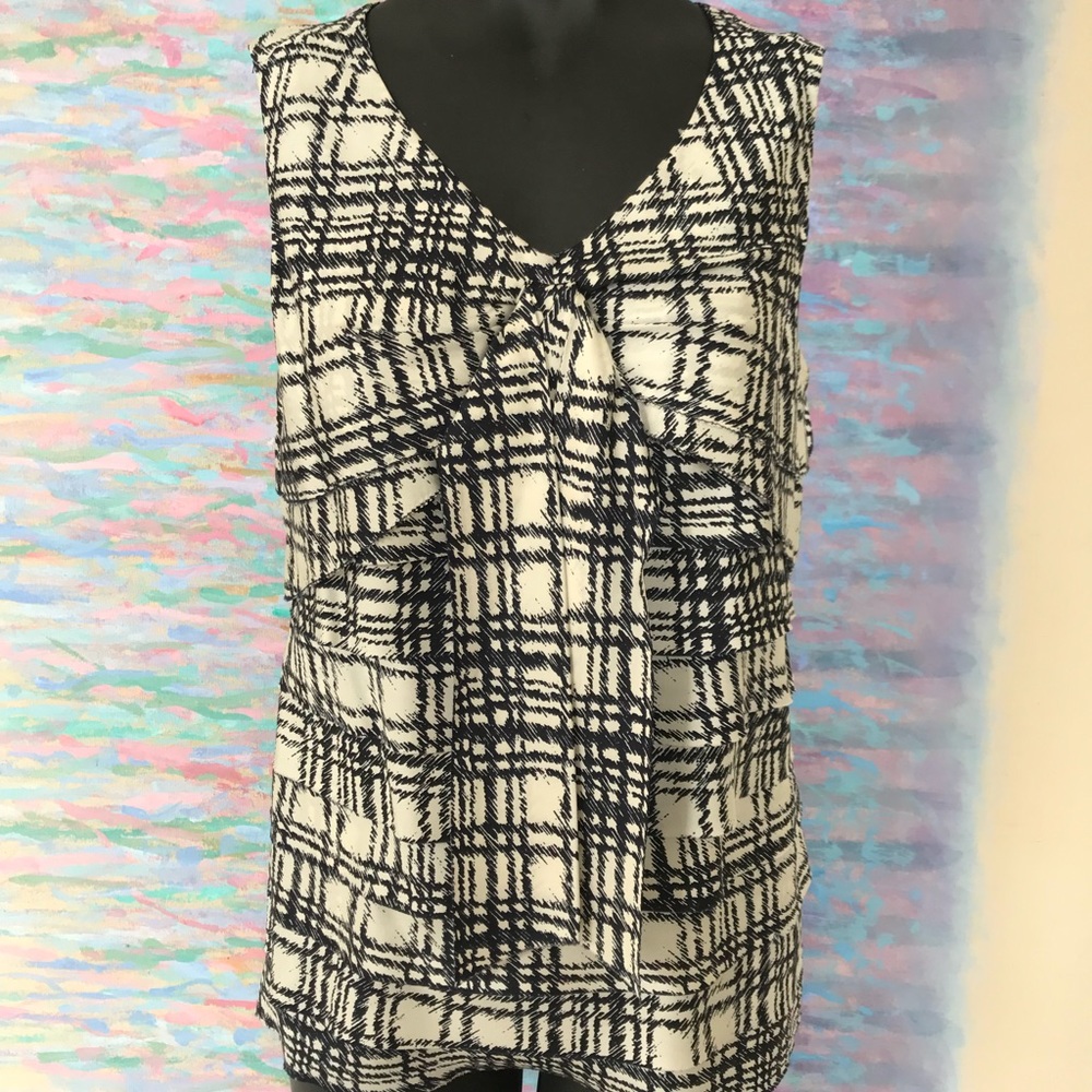 SOLD  🌟JUST REDUCED🌟Oscar De La Renta Blouse